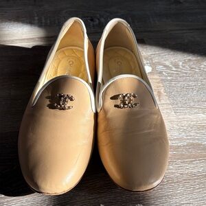 CHANEL Beige Leather Loafers with Logo Accent